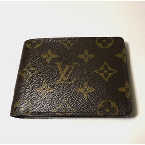 Louis Vuitton Bi-fold Wallet in Monogram Coated Canvas Authentic Vintage Case